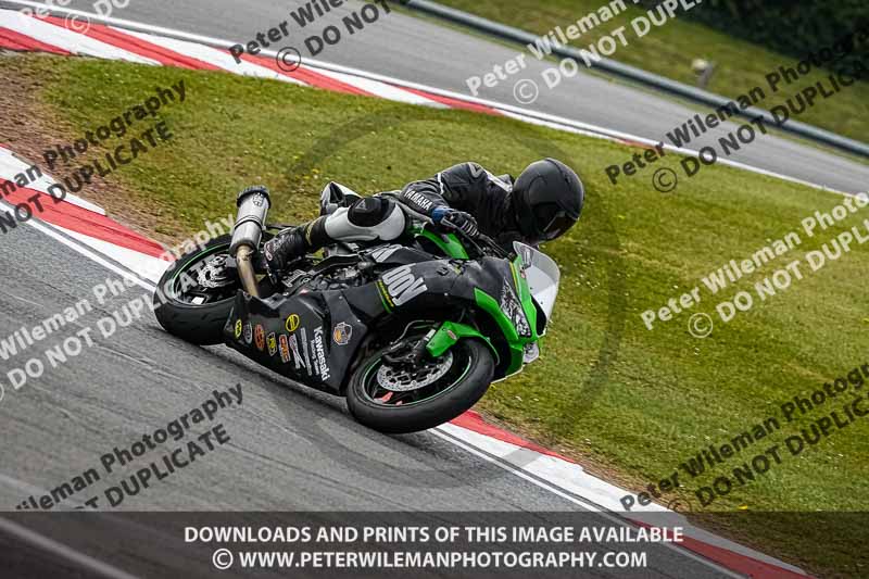 donington no limits trackday;donington park photographs;donington trackday photographs;no limits trackdays;peter wileman photography;trackday digital images;trackday photos